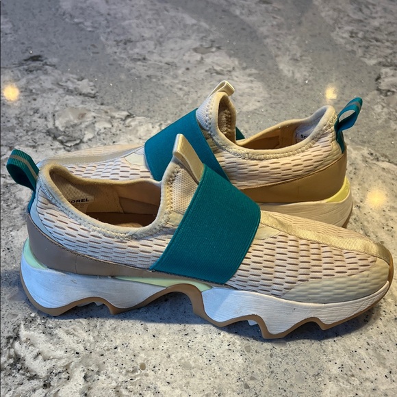 Sorel Cream and Teal Casual Shoes Size 8 - Picture 8 of 10